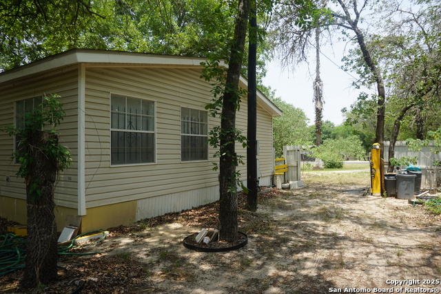 Listing photo id 32 for 23027 Fawn Trail Dr.