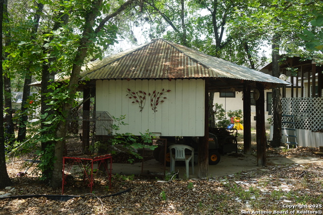 Listing photo id 33 for 23027 Fawn Trail Dr.