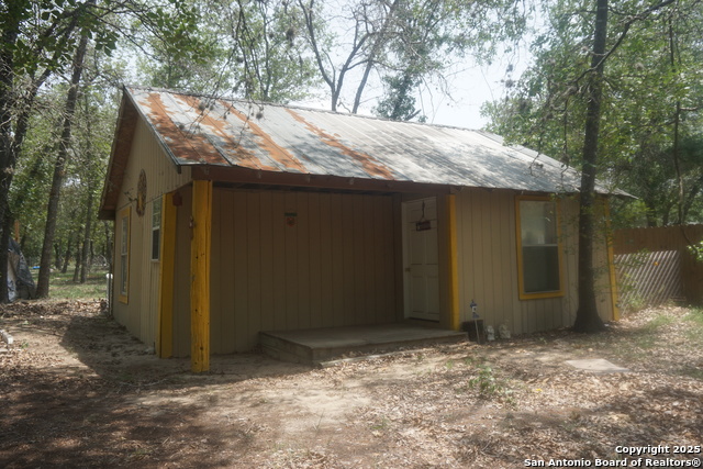 Listing photo id 35 for 23027 Fawn Trail Dr.