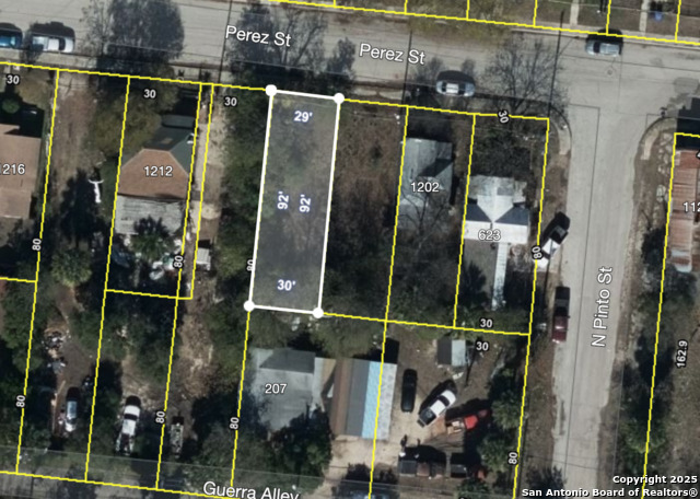 Image 3 of 4 For 1210 Perez St
