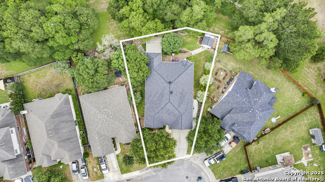 Listing photo id 21 for 795 San Luis