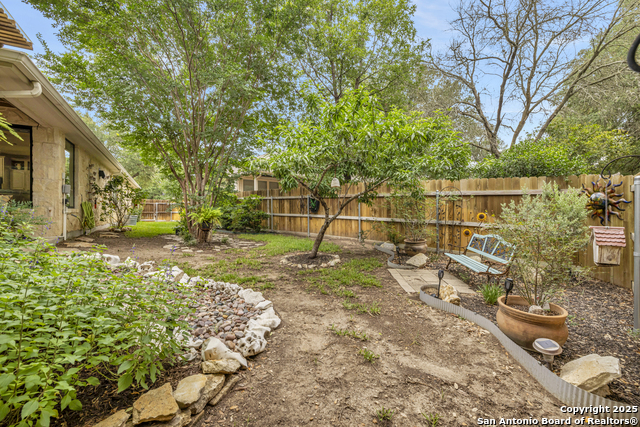 Listing photo id 25 for 795 San Luis