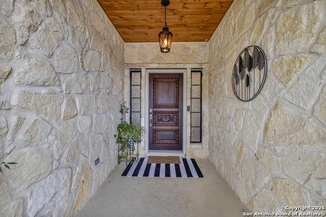 Listing photo id 2 for 795 San Luis