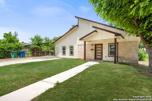 Listing photo id 0 for 259 Future