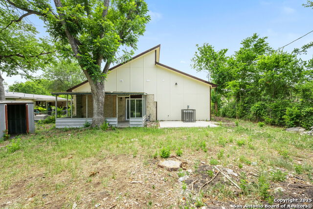 Listing photo id 22 for 259 Future
