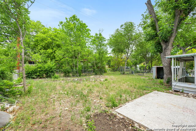 Listing photo id 23 for 259 Future