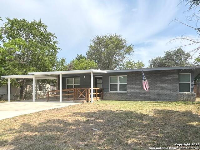 Listing photo id 1 for 527 Artemis