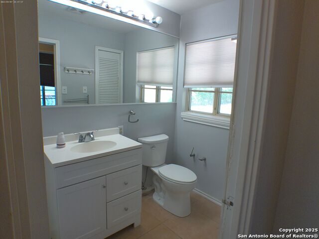 Image 10 of 17 For 427 Olney  
