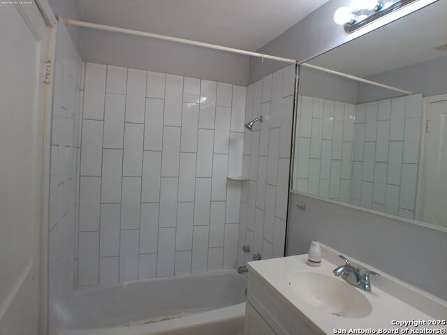 Image 11 of 17 For 427 Olney  