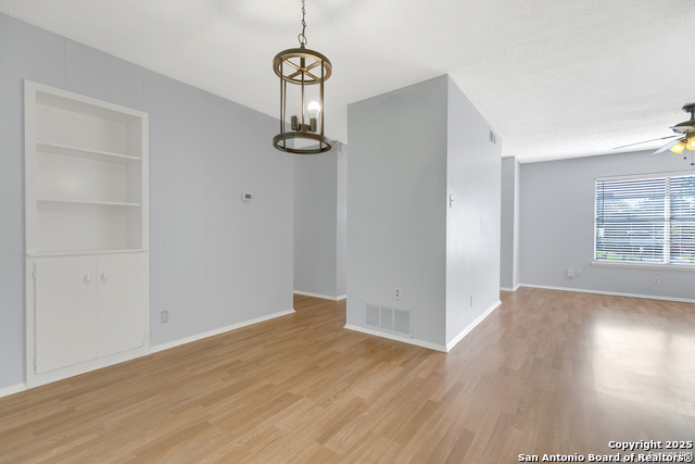 Image 11 of 50 For 4319 Parkwood