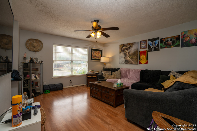 Image 26 of 50 For 4319 Parkwood