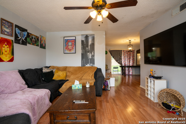 Image 27 of 50 For 4319 Parkwood