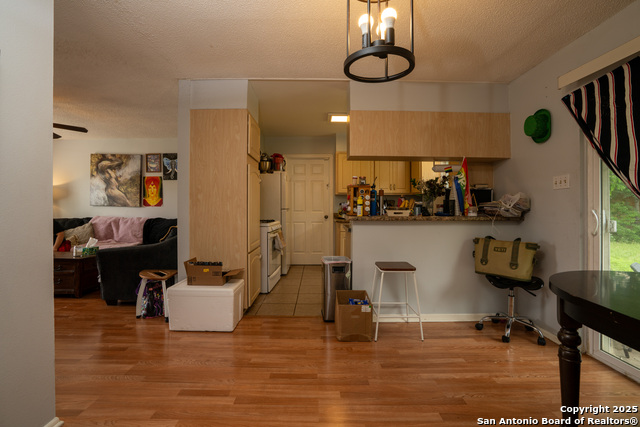 Image 33 of 50 For 4319 Parkwood