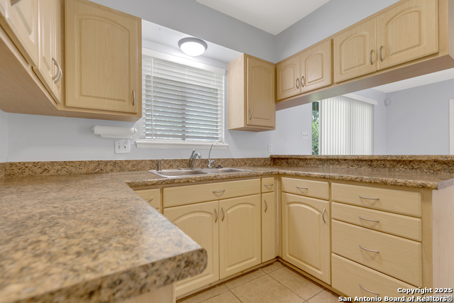 Image 9 of 50 For 4319 Parkwood