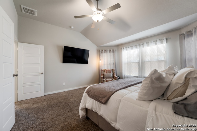 Listing photo id 15 for 6955 Shiraz Way