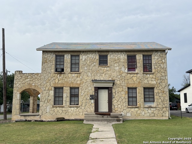 Details for 1502 Woodlawn W, San Antonio, TX 78201