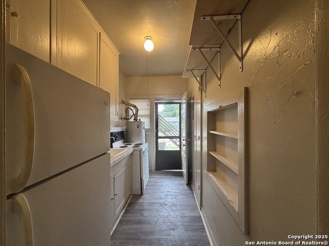 Image 9 of 15 For 1502 Woodlawn W