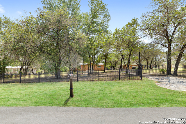 Listing photo id 0 for 229 Maske Rd