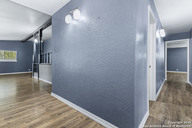 Listing photo id 18 for 229 Maske Rd