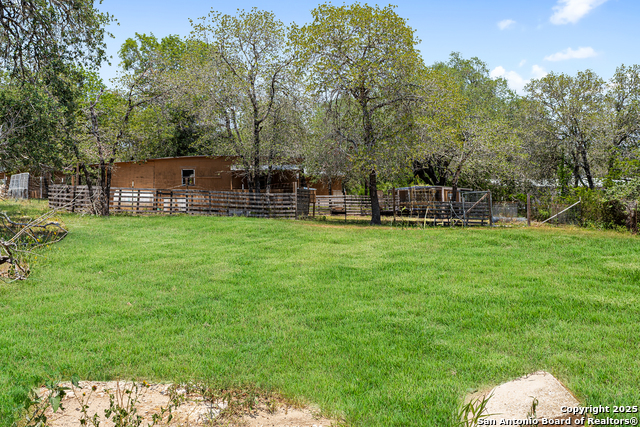 Listing photo id 40 for 229 Maske Rd