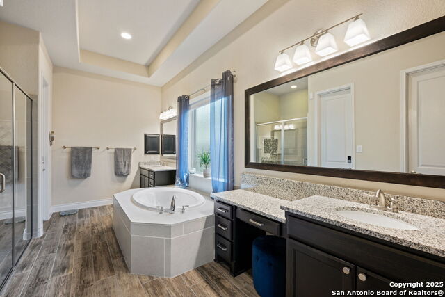 Listing photo id 21 for 7938 Cibolo