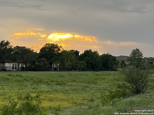 Listing photo id 33 for 7938 Cibolo