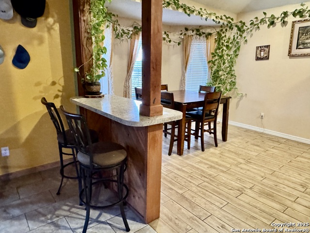 Listing photo id 7 for 22739 Lazy Stream
