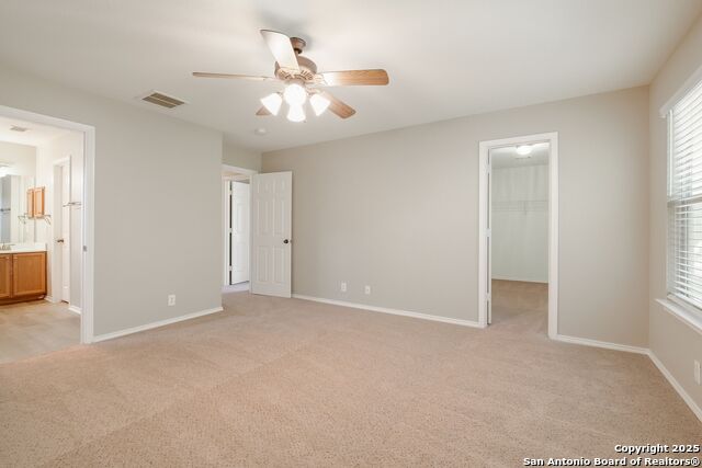 Listing photo id 16 for 543 Willow Grove Dr