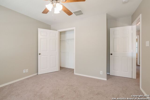 Listing photo id 21 for 543 Willow Grove Dr