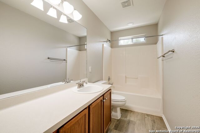 Listing photo id 22 for 543 Willow Grove Dr