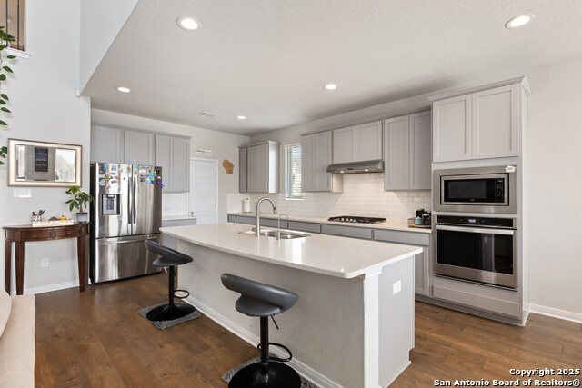 Listing photo id 10 for 1718 Wind River