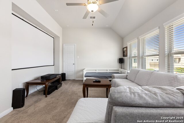 Listing photo id 25 for 1718 Wind River
