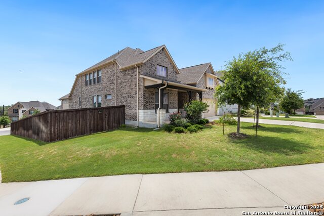 Listing photo id 1 for 1718 Wind River