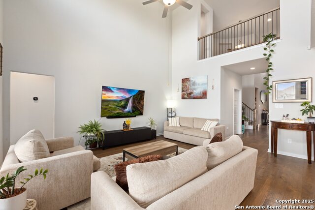 Listing photo id 7 for 1718 Wind River