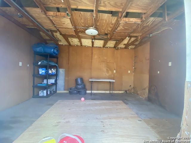 Image 18 of 18 For 2713 Mistletoe Ave W