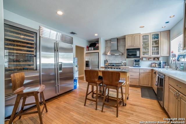 Image 13 of 25 For 442 Garraty Rd