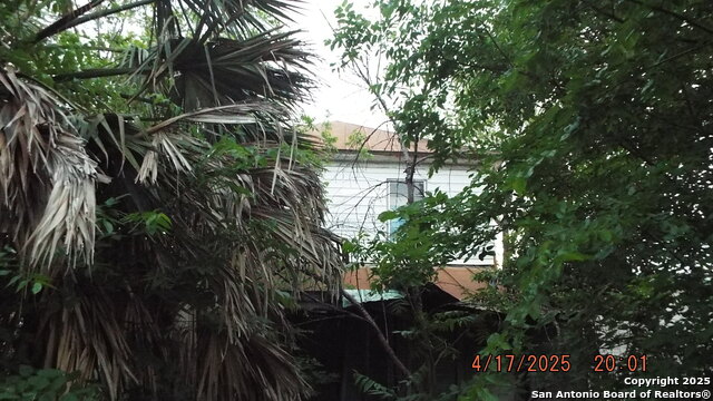 Image 21 of 23 For 609 Ruiz Street