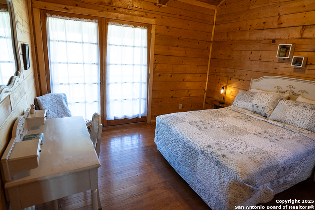 Listing photo id 6 for 173 Pvt Rd 3820