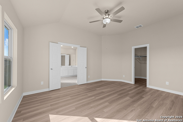 Image 10 of 18 For 22111 Jordans Place