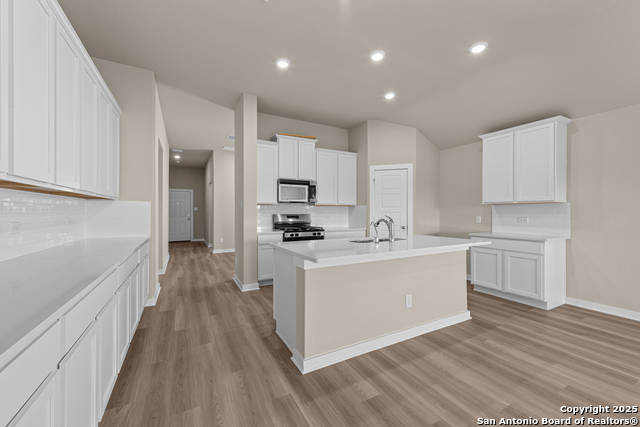 Image 6 of 18 For 22111 Jordans Place