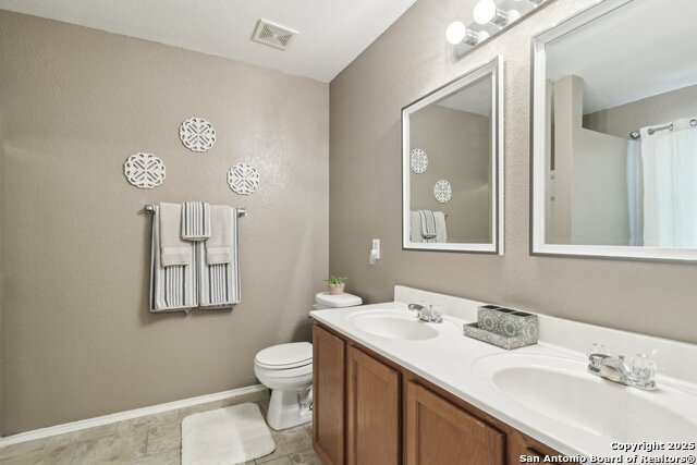 Listing photo id 14 for 25703 Lost Creek Way