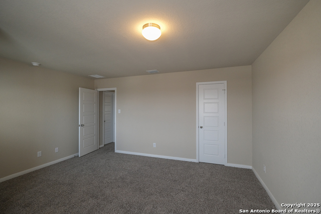 Image 17 of 35 For 4907 Topaz Bend