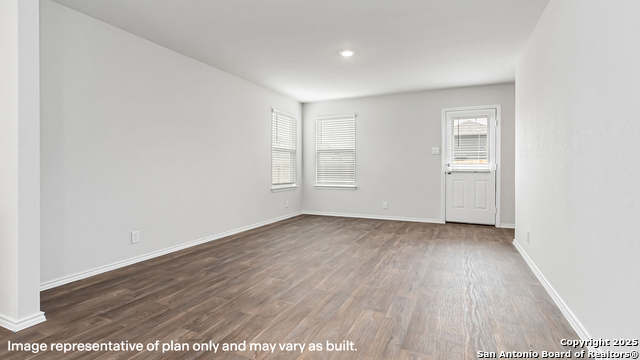 Image 14 of 39 For 7319 Perseus Brook