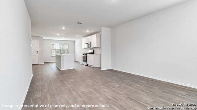 Image 16 of 39 For 7319 Perseus Brook