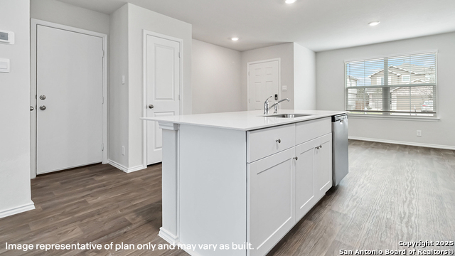 Image 3 of 39 For 7319 Perseus Brook