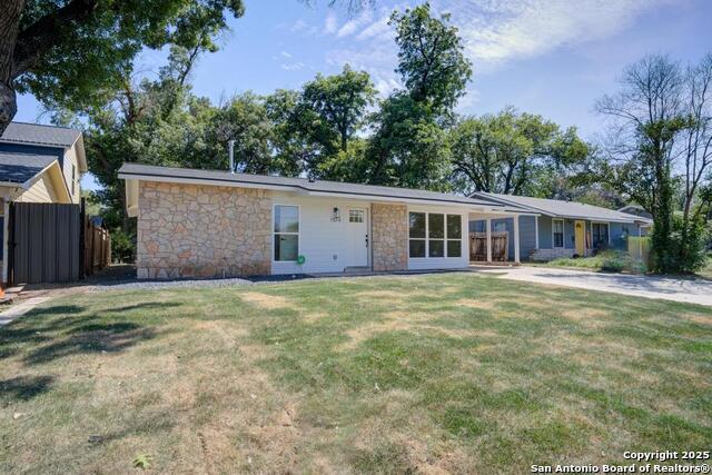 Listing photo id 0 for 1514 Arroya Vista