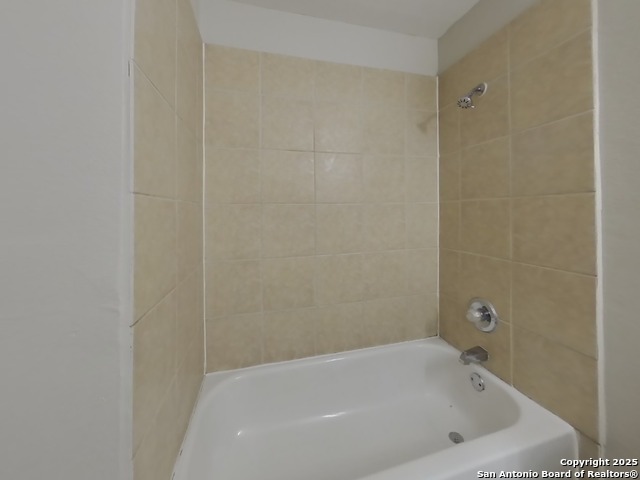 Image 14 of 15 For 9722 Spruce Ridge