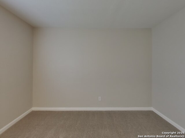 Image 6 of 15 For 9722 Spruce Ridge