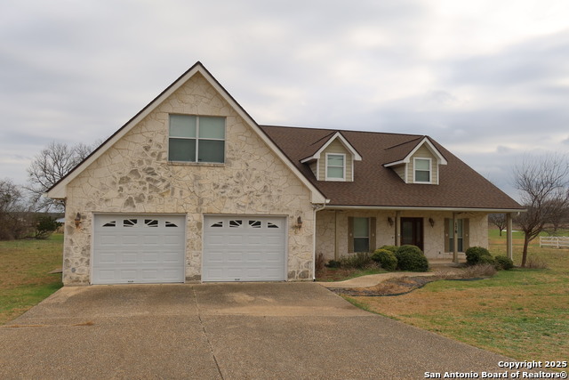 Details for 178 Spring Creek Cir, Bandera, TX 78003
