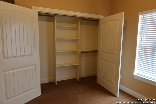 Listing photo id 17 for 178 Spring Creek Cir